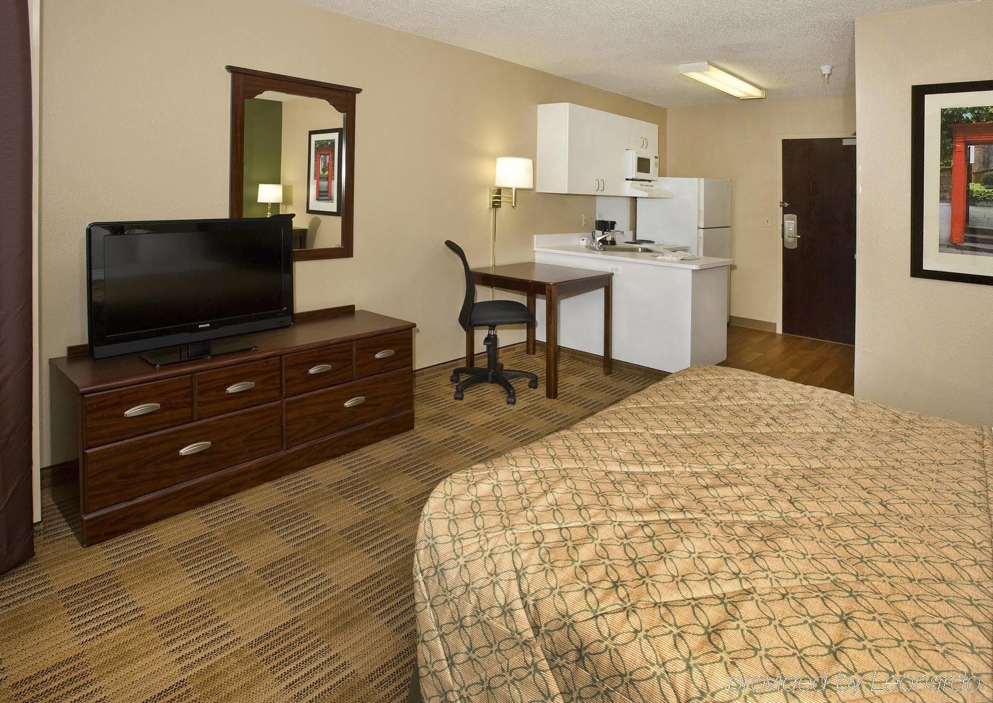 Extended Stay America Suites - Oakland - Емеривил Стая снимка